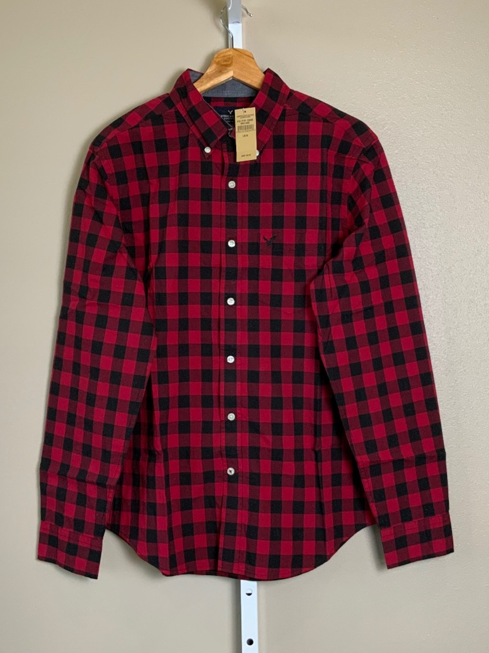 American Eagle Outfitters Classic Plaid Gingham Buffalo Check Button Down Oxford